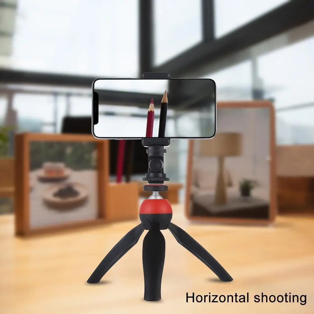 

PULUZ 1/4 inch Screw Thread Cold Shoe Tripod Mount Adapter for smartphone/DSLR Cameras