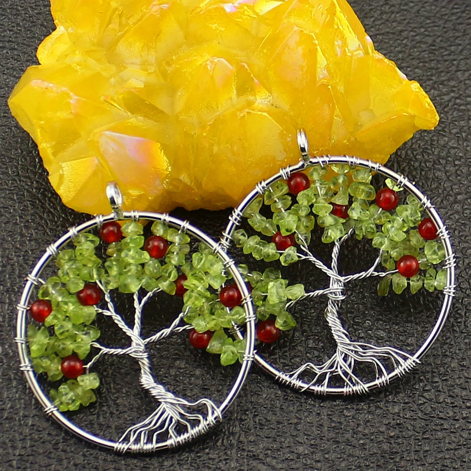 Натуральный кулон ручной работы на рождественскую елку полуготовый из перидота