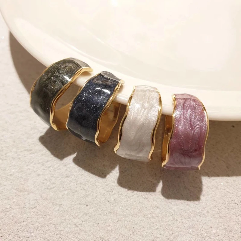 

Korean version of color open female hand-made enamel glazed index finger ring cold wind dripping oil tail ring irregular ring