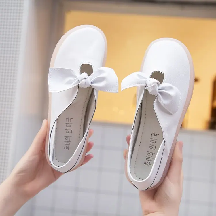 

2021 white female nurse flat shoes spring and autumn summer ladies flat shoes soft sole comfortable pregnant women casual shoes