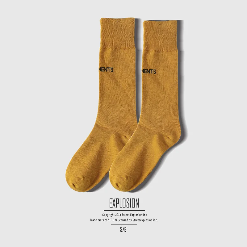 

Women's Socks & Hosiery
