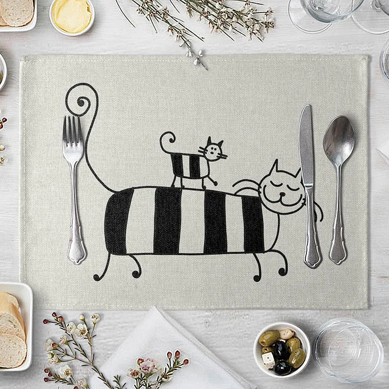 Подставка под столовую посуду с милым рисунком кошки черные и белые льняные