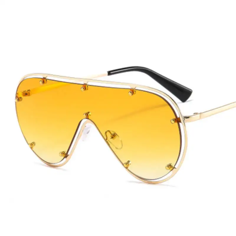 

Oversized One Piece Sunglasses Women 2021 Luxury Brand Designer Retro Large Frame Rivet Sun Glasses Men Fashion Ocean Shades