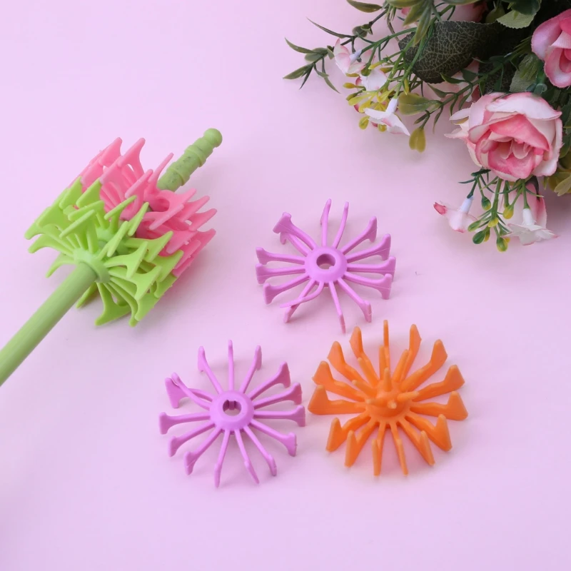 

Rainbow 360 Rotation Silicon Baby Milk Feeding Bottle Brush Nipple Cleaning Tool