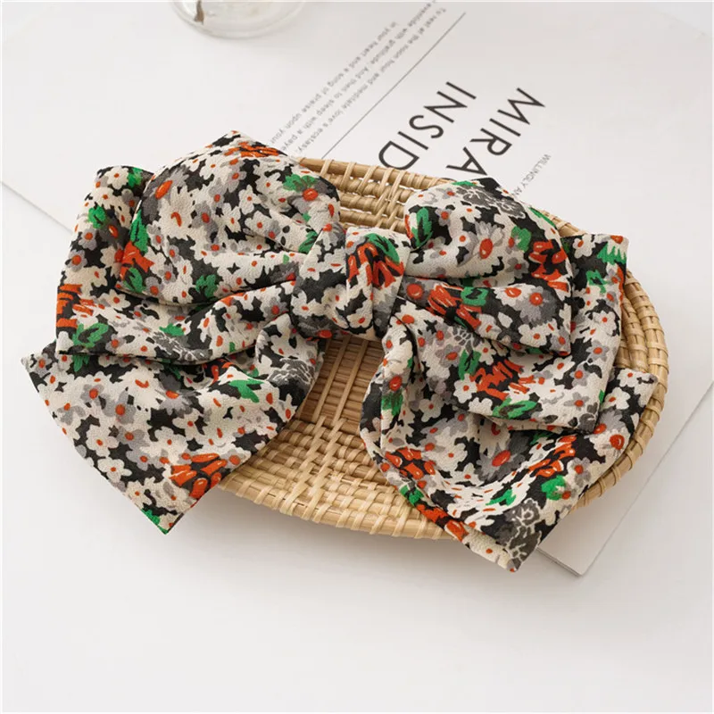 Шифоновая заколка для волос с разбитыми цветами и бантом Весенняя в японском