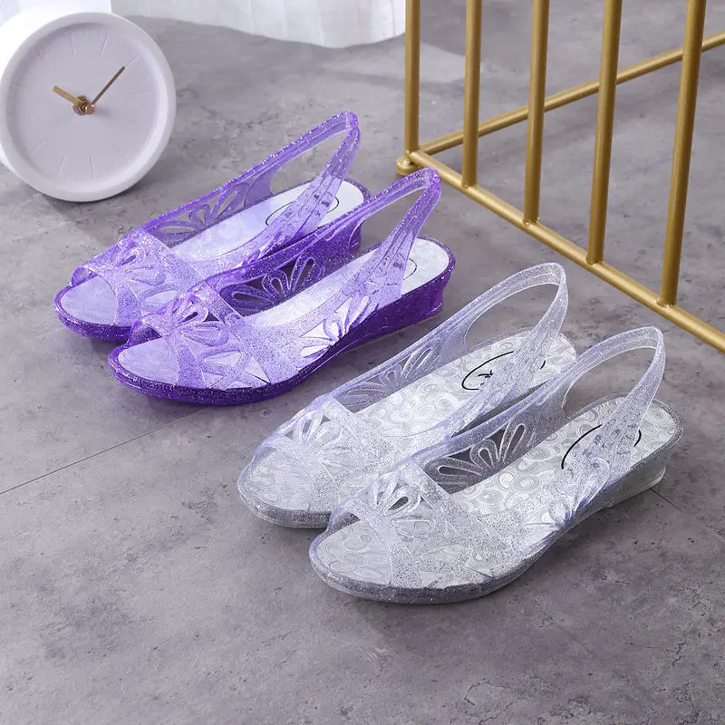 

Wholesale Cheap Summer Shoes Womens Jelly Slingback Sandals Low Heel Woman PVC Wedge Sandals Girls Clear Beach Sandals Size 9