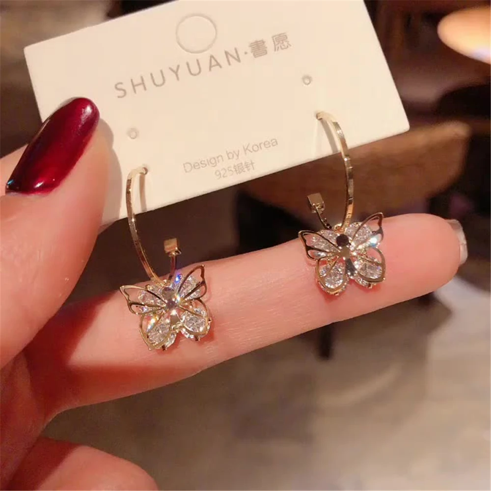 

Серьги-гвоздики женские из серебра 925 пробы с кристаллами
