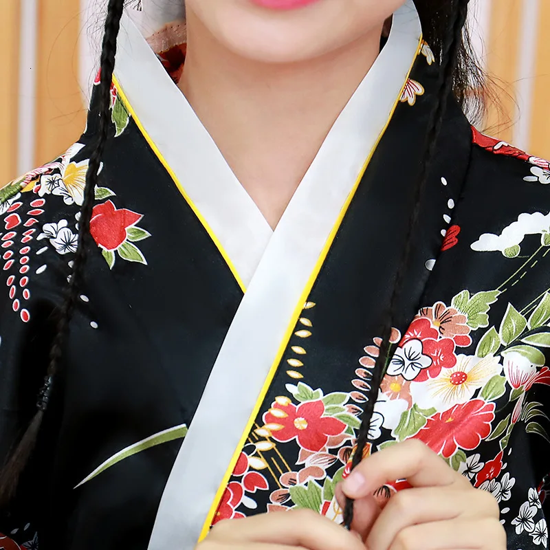 Кимоно для маленьких девочек традиционное официальное платье детский