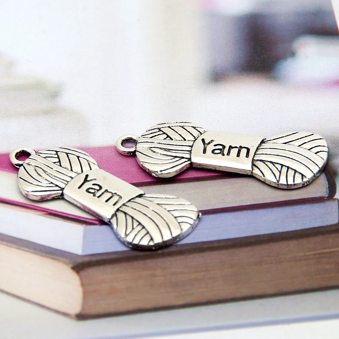 Шармы для вязания крючком из пряжи серебристого цвета 31x12 мм подвеска шерсти