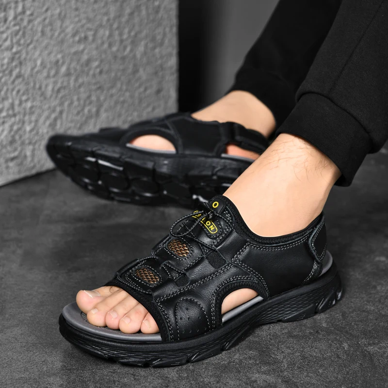 

New Summer Men's Genuine Leather Sandals Brand Fashion Casual Handmade Roman Shoes Outdoor Sneakers Lightweight Beach Sandals