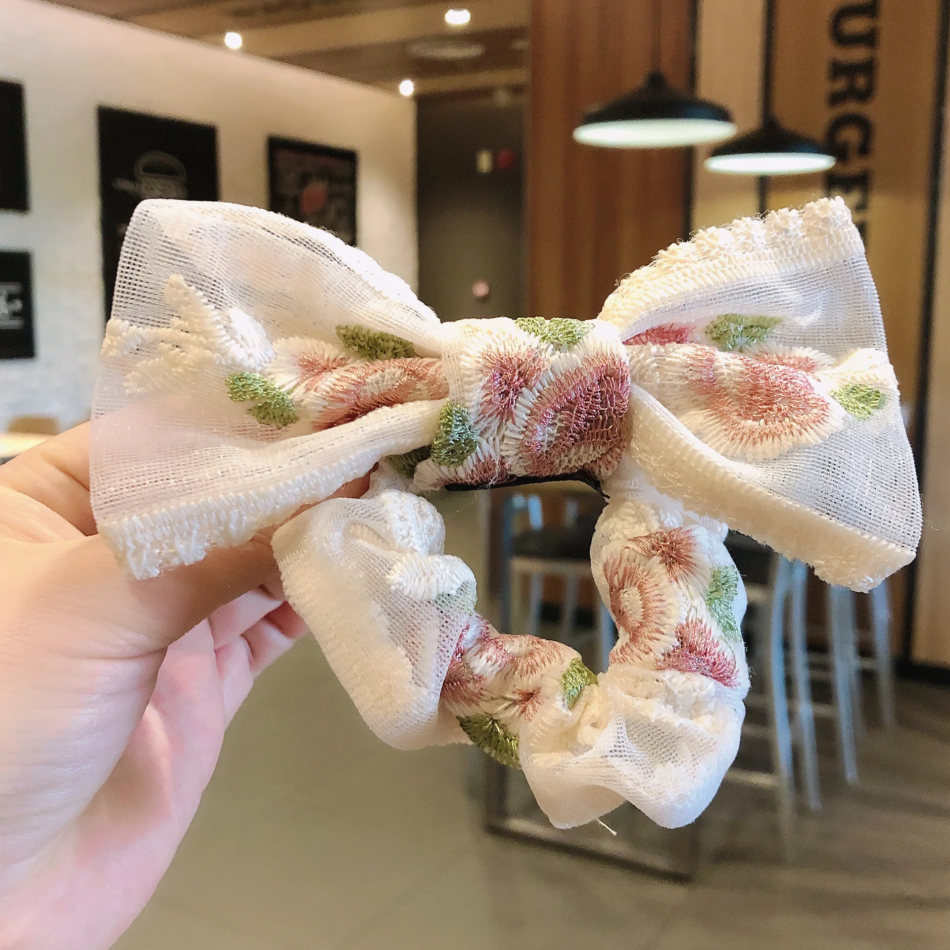 

New Embroidered Lace Bow Hair Clip Women Sweet Ribbon Duckbill Clip Hair Rope Girls Princess Lace Bowknot Hair Accessories