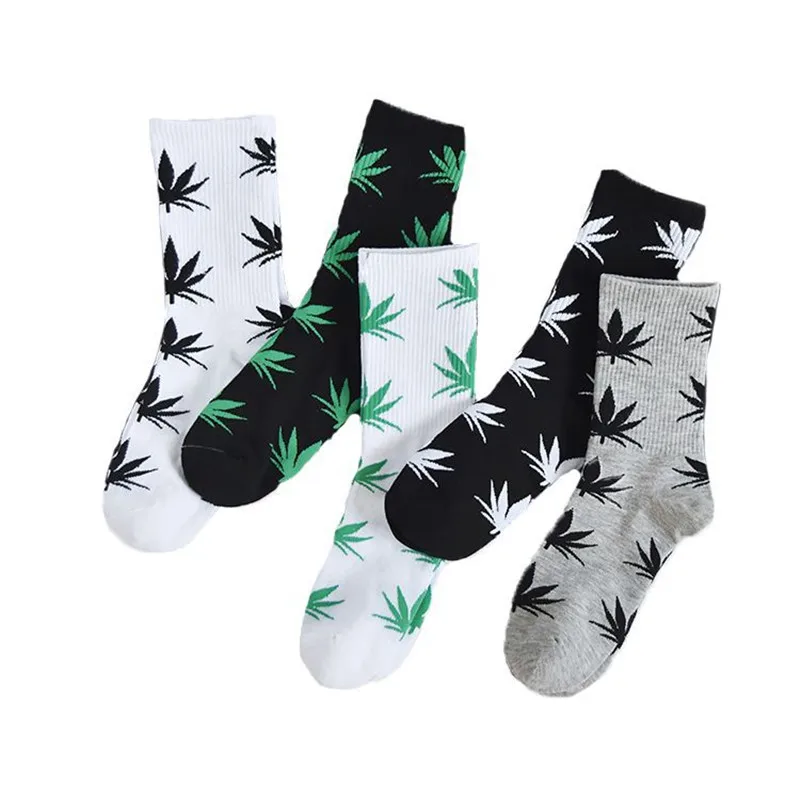 

5 Pair/Lot Men Street Sports Socks Maple Leaf Pattern Breathable Deodorant Anti-friction Knee High Cotton Socks