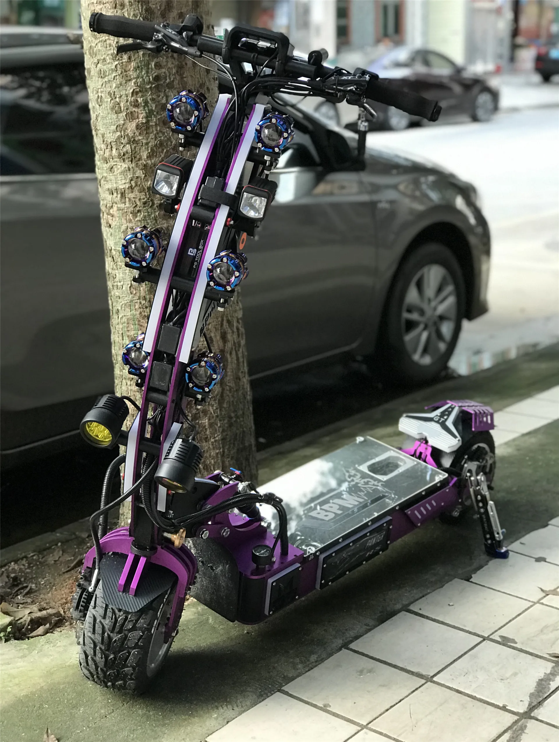 KWHEEL по индивидуальному заказу скутер светодиодное напольное 60V 35Ah Электрический скутер