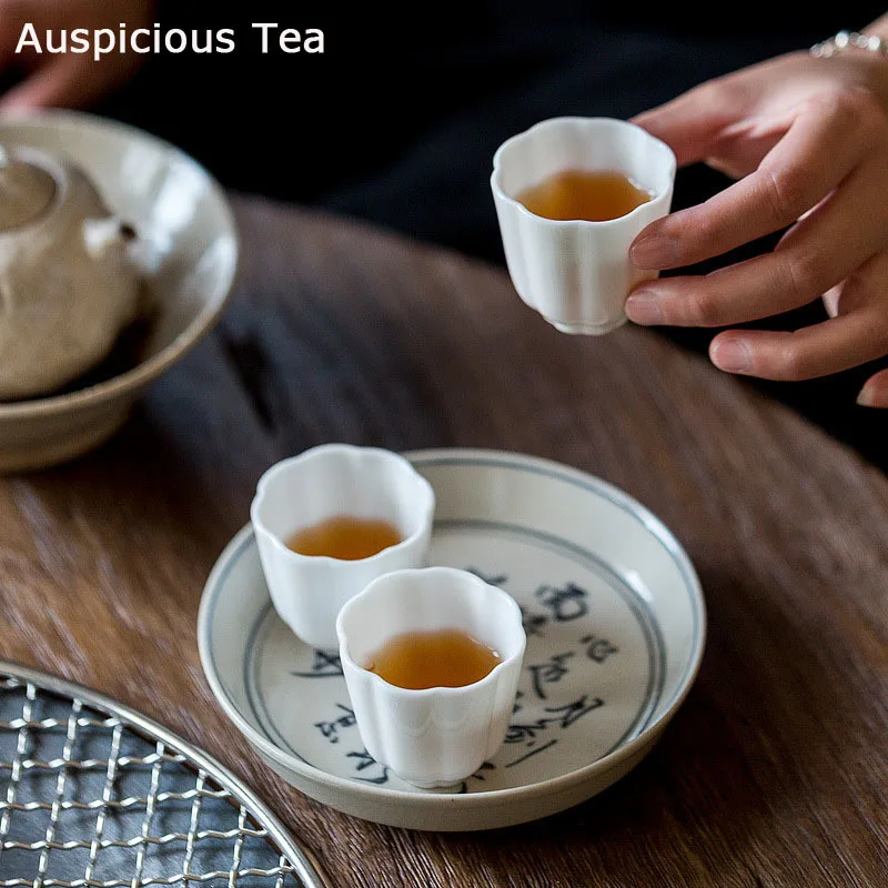 

2pcs /Set 55ml Dehua White Porcelain Tea Cup Thin Embryo Tea Cup Petal Cup Household Kung Fu Tea Set Tea Ceremony Drinkware Gift