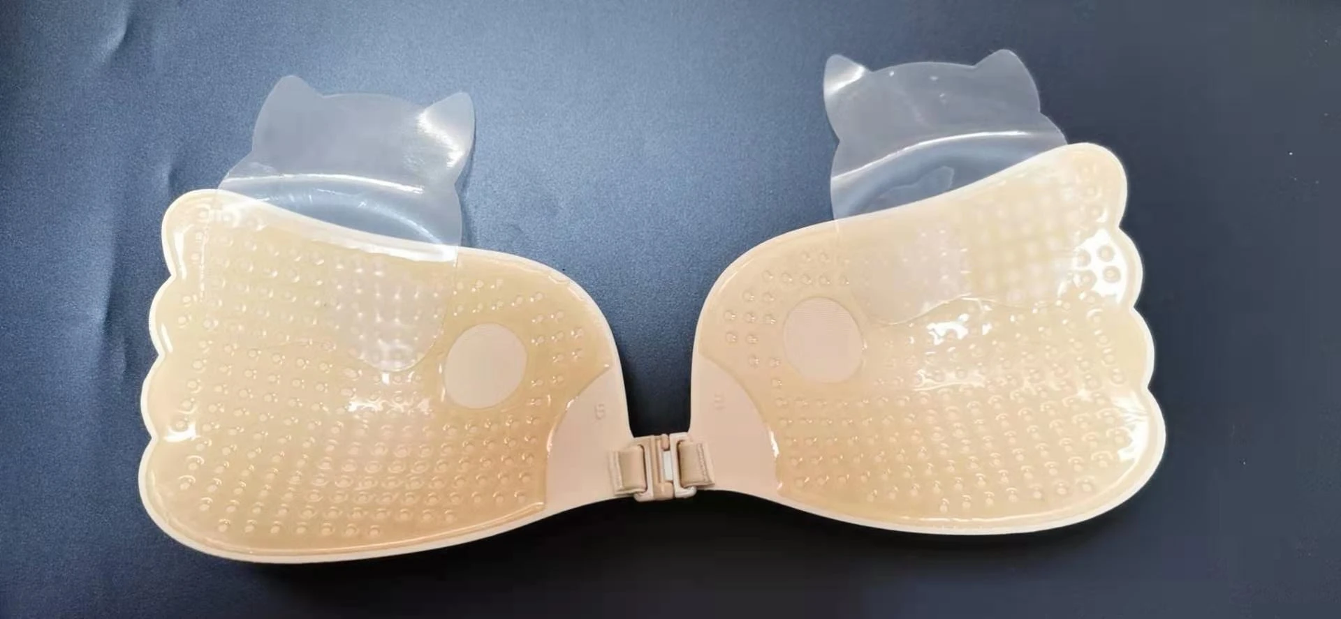 Women's Invisible Bra Seamless Push Up Silicone Self-Adhesive Front Closure Strapless Breast Lift Tape for Celebrate Tube Dress