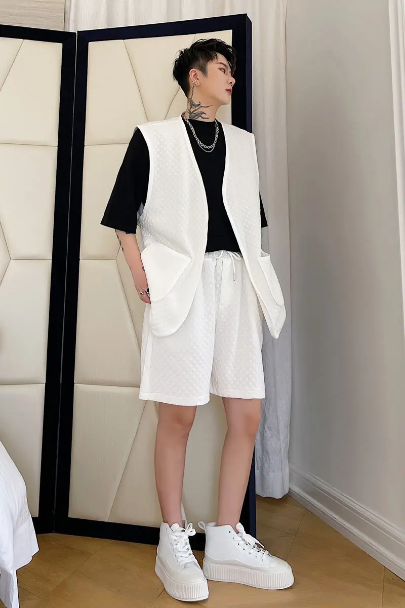 

IEFB 2021 Summer Black Men's Clothing Diamond Shape Embossed Men's Cardigan Vest + Elastic Waist Shorts Two Pieces Set 9Y7034