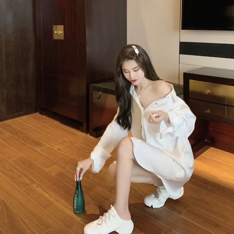 Сексуальный топ с открытыми плечами для женщин на пуговицах белая рубашка