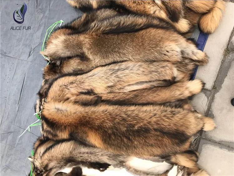 Оптовая цена по прейскуранту завода мех енота/натуральный | Дом и сад