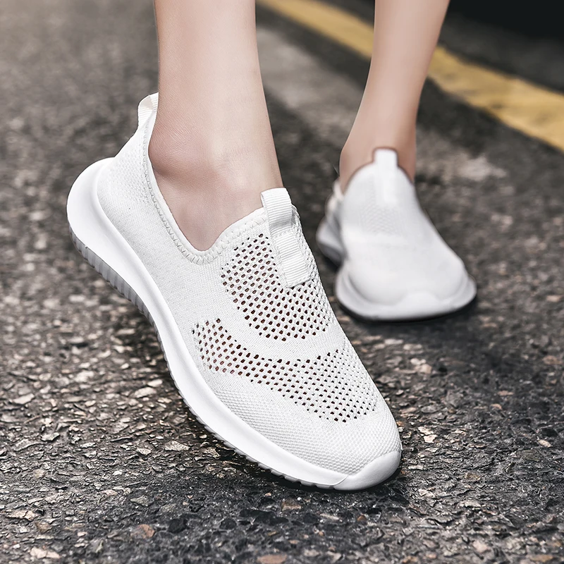 Damyuan 2020 New Fashion Sock Sneakers Flat Shoes Women Shoes Slip on Platform Sneakers Women Casual Black Breathable Mesh Sock
