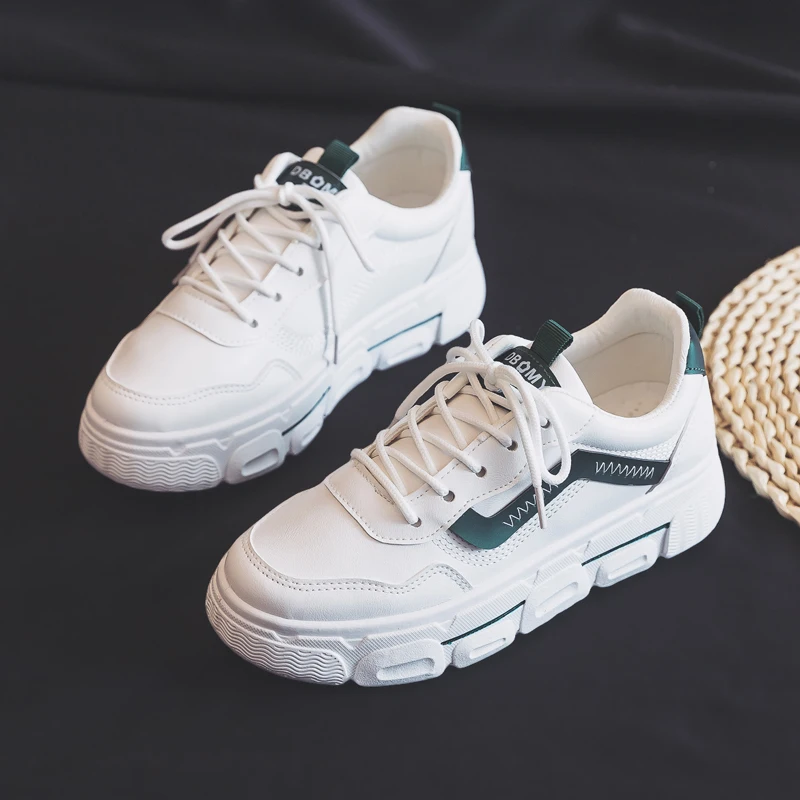 

Spring 2020 new college style small white shoes female students Korean muffin shoes thick soled shoes female students