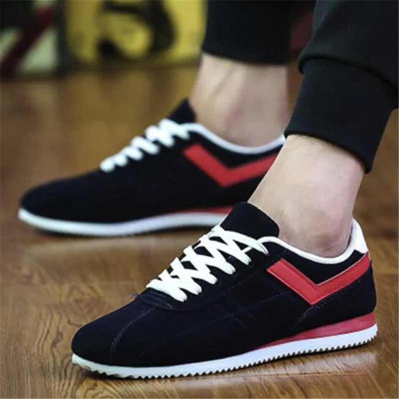 

2019 new spring and autumn winter men's casual shoes sports Korean version of the non-slip resistance running shoes Z293
