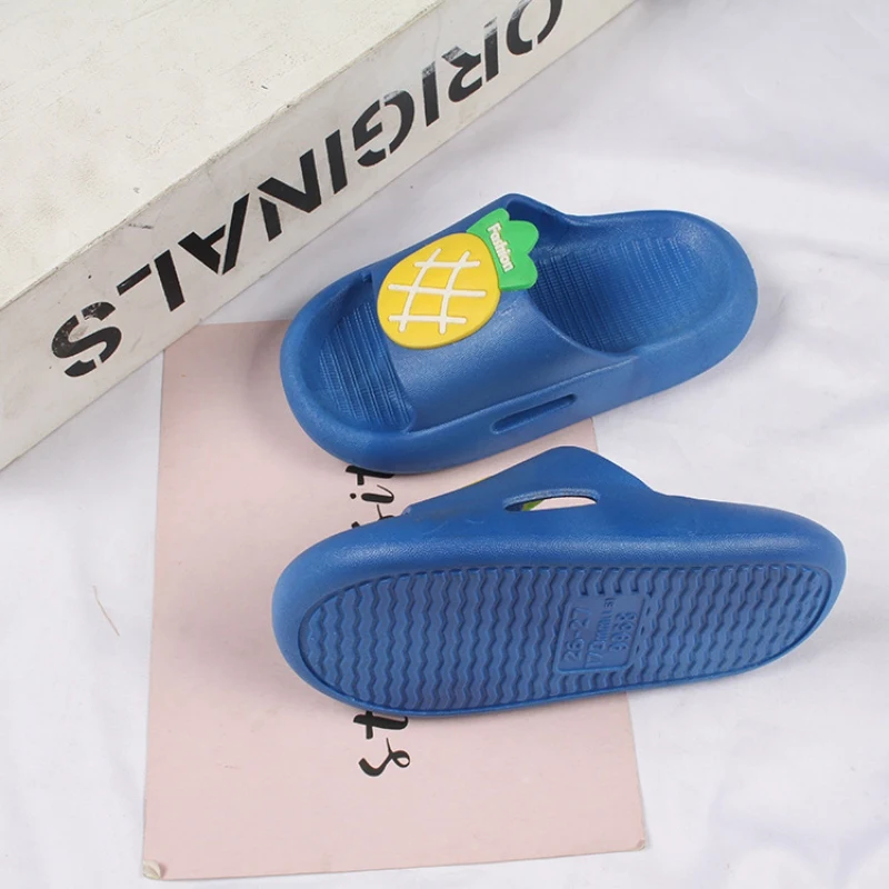 

Children's Summer Fashion Open-toed Flat Slippers Cartoon Fruit Pattern Non-slip Slippers For Boys And Girls