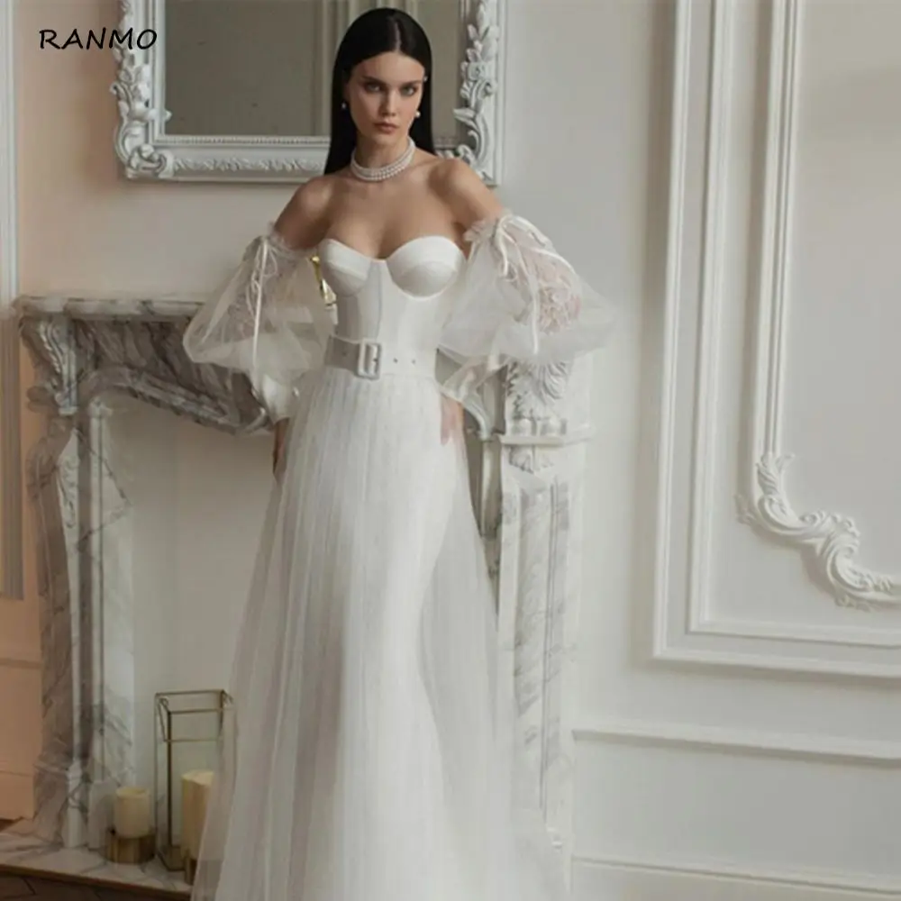 

Puff Sleeves Princess Wedding Dresses Sweetheart Backless Lace Bridal Dress Sweep Train Sashes Design Tulle Ribbons Sexy