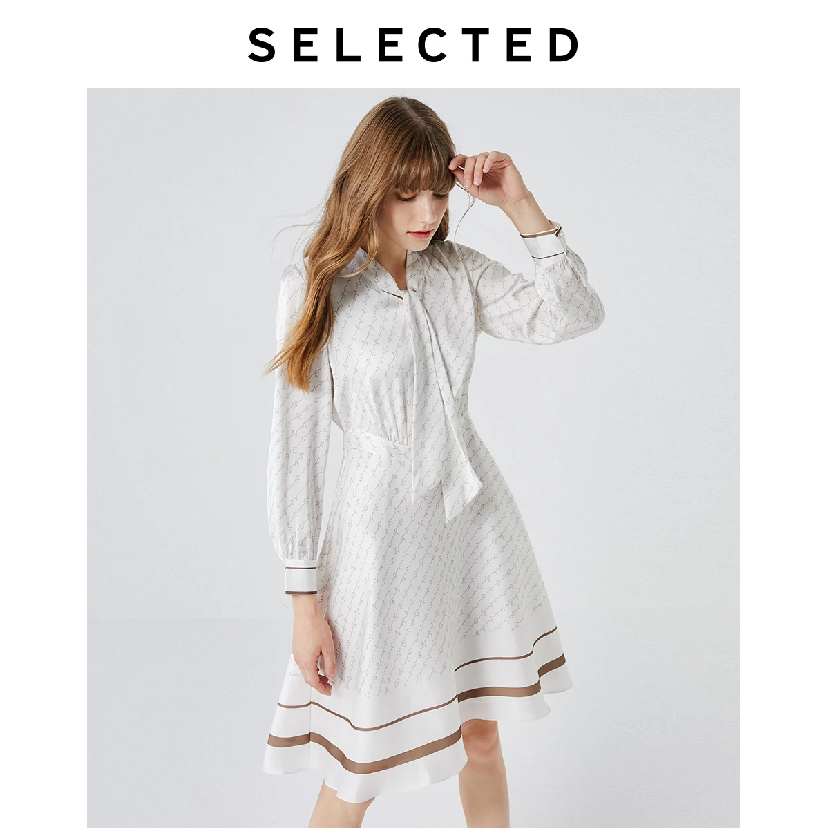 

SELECTED Letter Pattern Lace-up Slim Fit Long-sleeved Dress S|41942J503