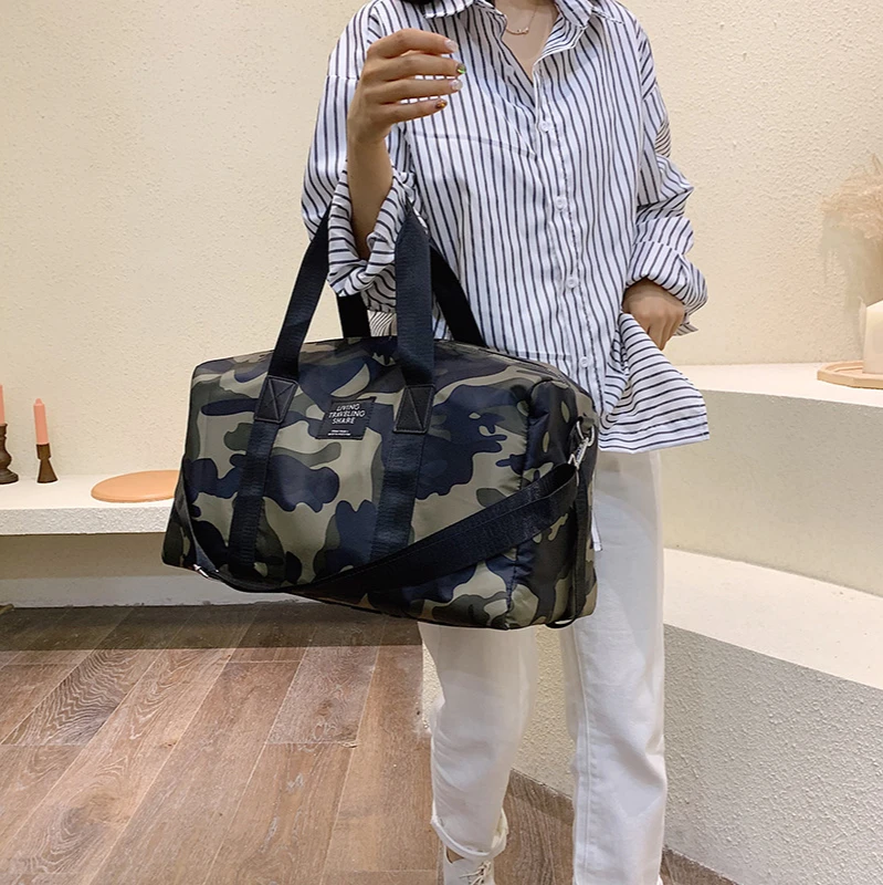 

Men's travel bag, portable sports gym bag, folding Korean style duffel bag, outdoor men's bag waterproof