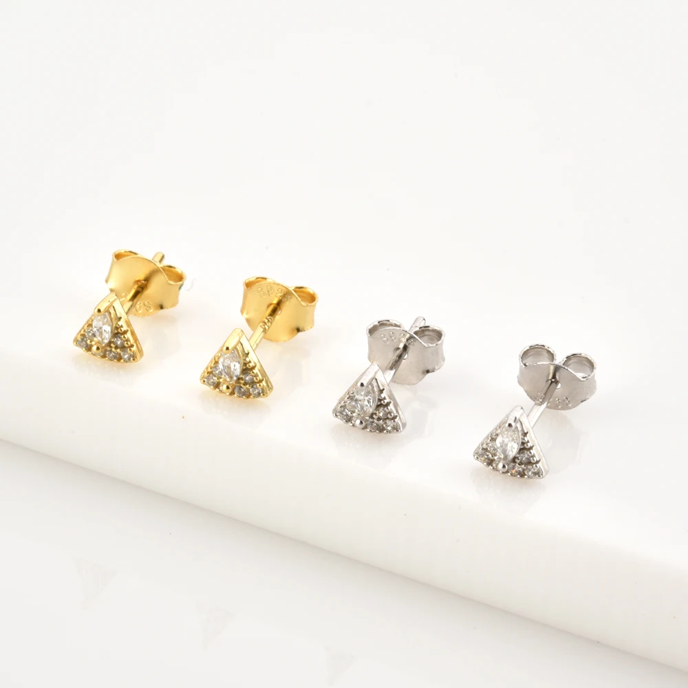 

Sterling Silver Zircon Ovals Triangle Crystal Stud Earring Piercing Luxury Fine Jewelry Gift Rock Punk Wedding Clips 2021 silver