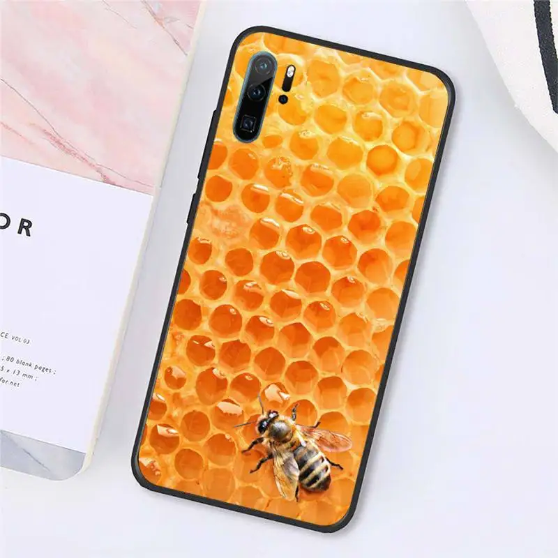 

Bumble Bee Honeycomb pattern Phone Cases For Huawei honor Mate P 10 20 30 40 Pro 10i 9 10 20 8x Lite Y91C V17 6.38 6.44
