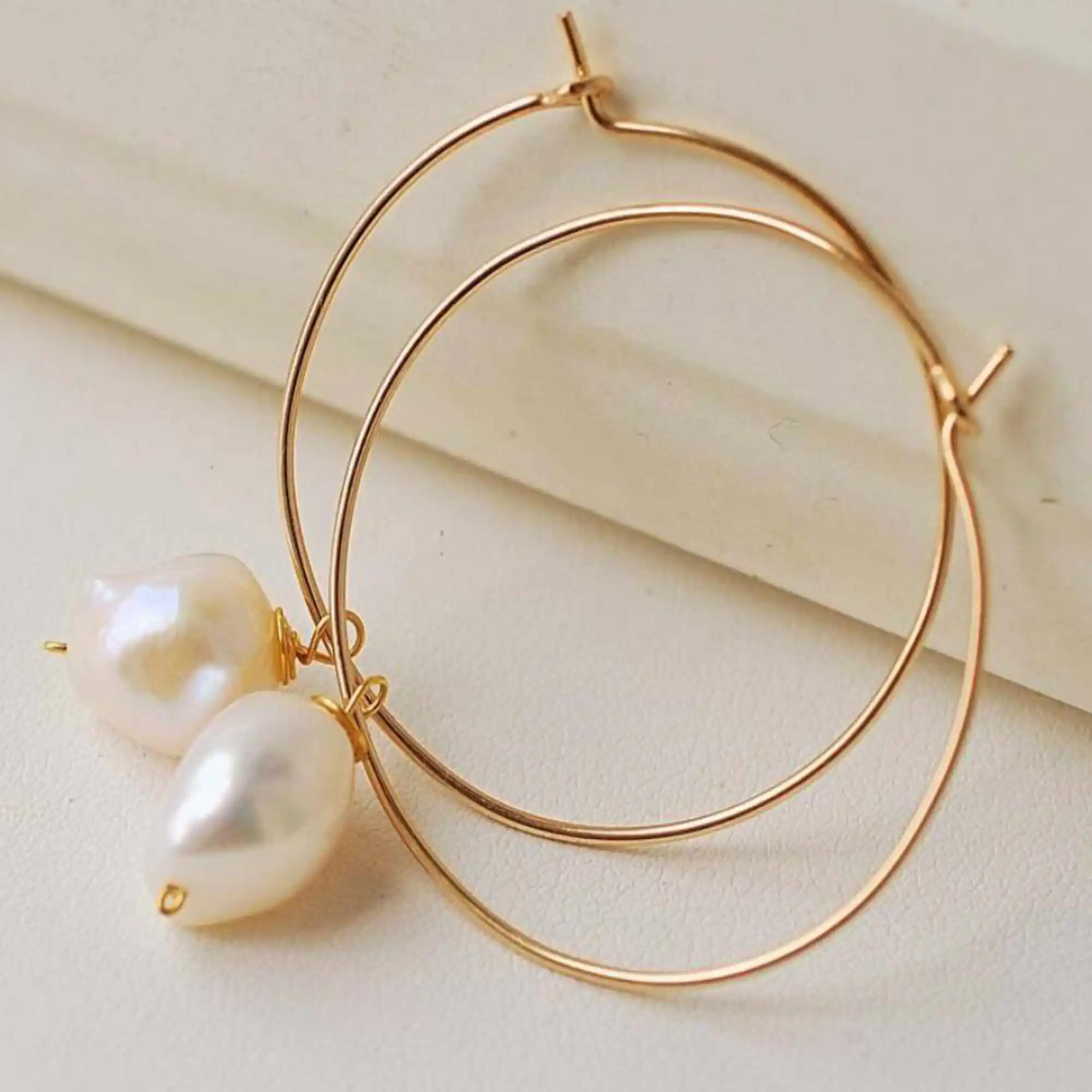Beautiful Fashion white Baroque Pearl Gold 14k Earrings gift Freshwater Gift Classic Wedding Mother's Day Party VALENTINE'S DAY