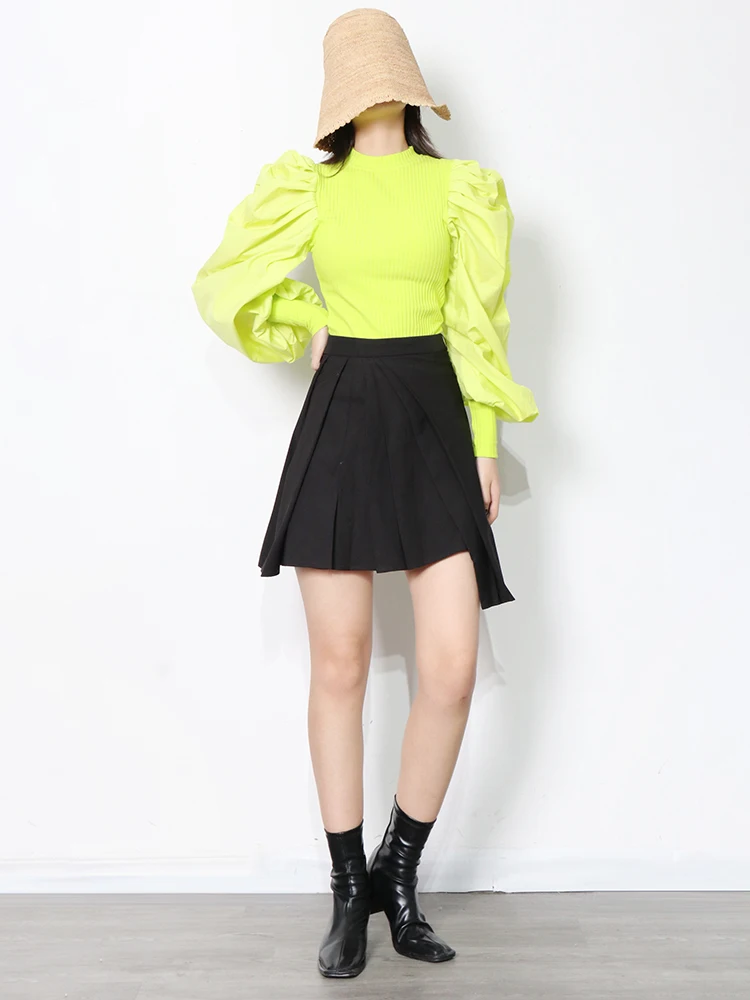 Женский вязаный свитер TWOTWINSTYLE осенний с круглым вырезом рукавами-фонариками и