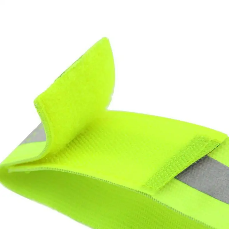 Зеленый высоковидимый двойной светоотражающий браслет для бега ночной езды на