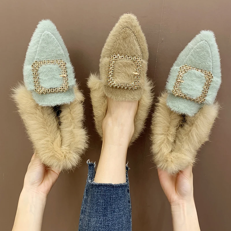 Женская обувь с мехом норки Мокасины острым носком и металлической квадратной