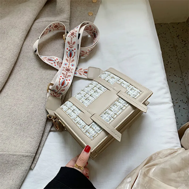 

2020 New Shoulder Bag Women Popular All-match Messenger Bag Woolen Fashion Small Square Bag Luxury Handbags Women Bags Designer