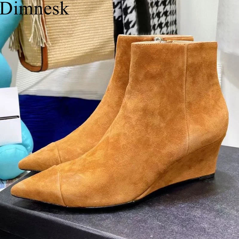 

Pointed Toe Wedges Heel Chelsea Boots Women Kid Suede Nude Zip Ankle Botas Runway Autumn Shoes British Style Short Boots Female