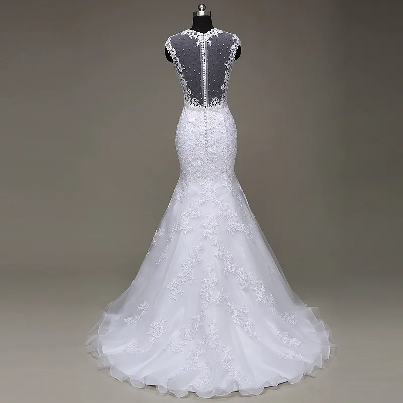 Свадебное платье с аппликацией в виде цветов и русалки качественное белое цвета