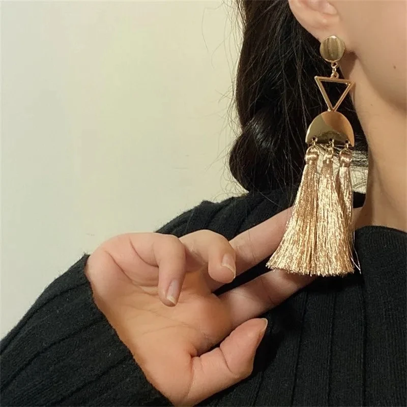

Personalized Long Tassel Earrings Retro Exaggerated Trend Earrings Women Versatile Simple High-grade Hand-tassel Pendant
