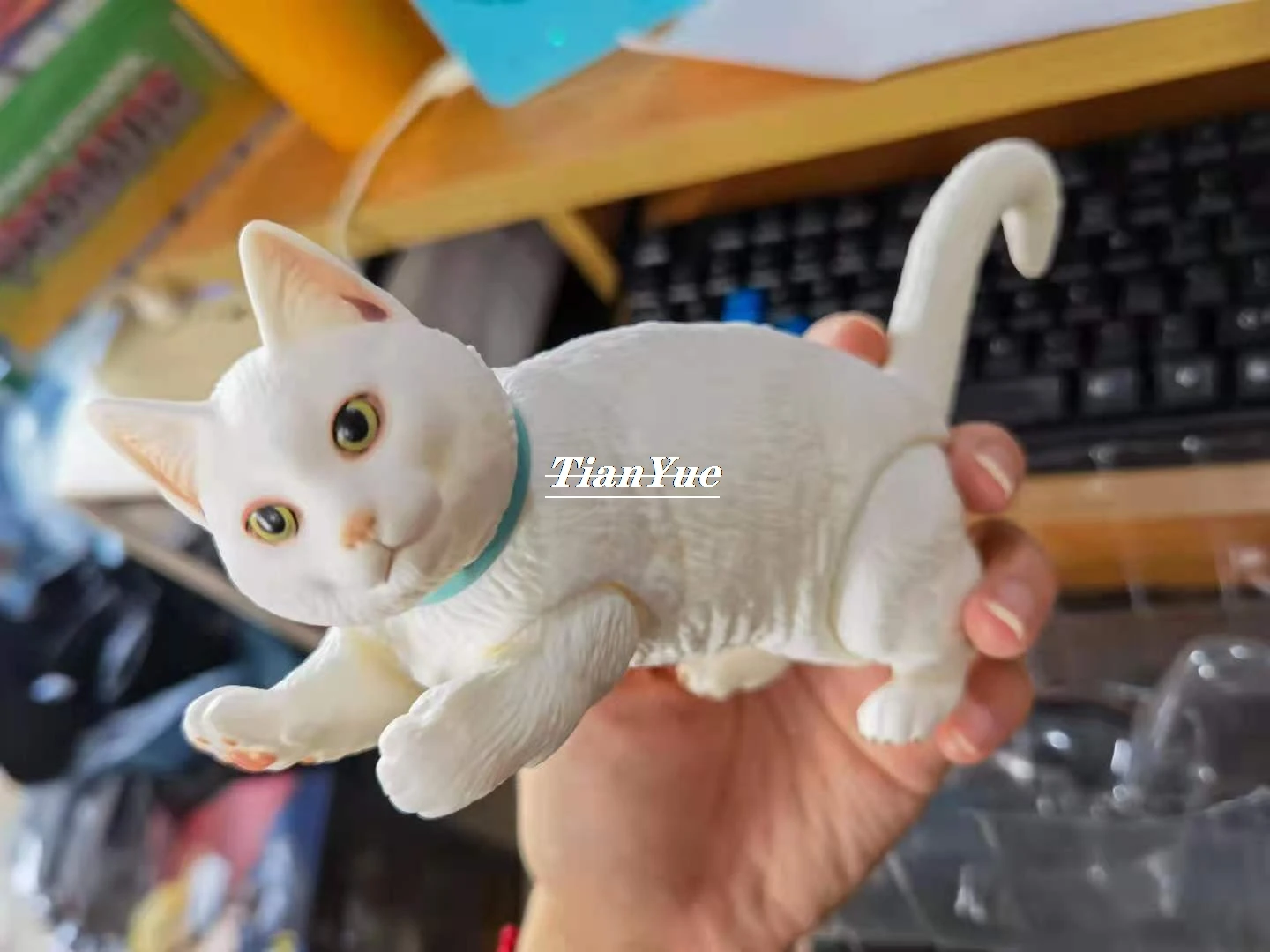 

Cute Cat Family Guy Joint Movable Doll Model Figure 10CM