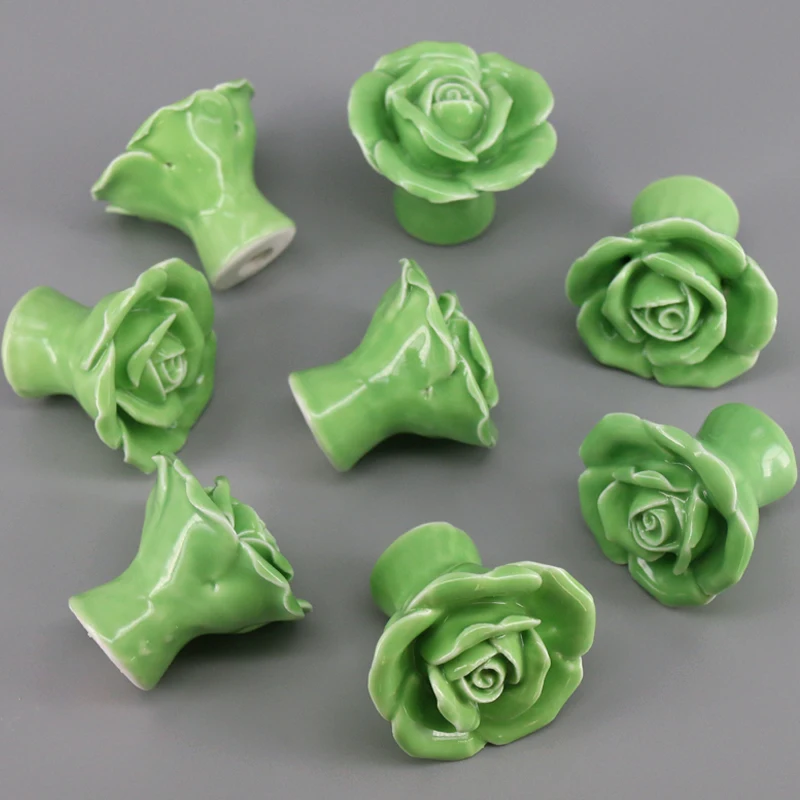 8 штук фурнитуры зеленой керамической розовой цветочной ручки шкафа с выдвижной ручкой и винтами.
