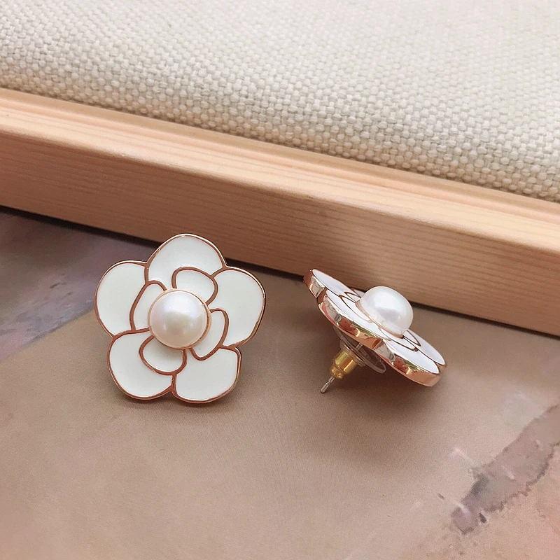 Элегантные ювелирные изделия для женщин эмалированные медные серьги-гвоздики из