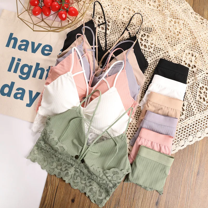 Комплект женского кружевного нижнего белья с V-образным вырезом и трусиками 2 шт. |