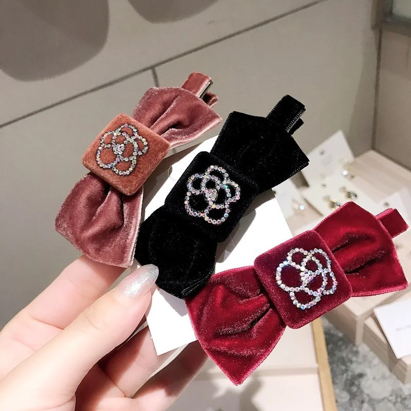 

New Korea Style Simple Cute Girl Hairpin Camellia Flowers Bow Flannel Rhinestone Hair Clip for Women Fashion Hair Accessories
