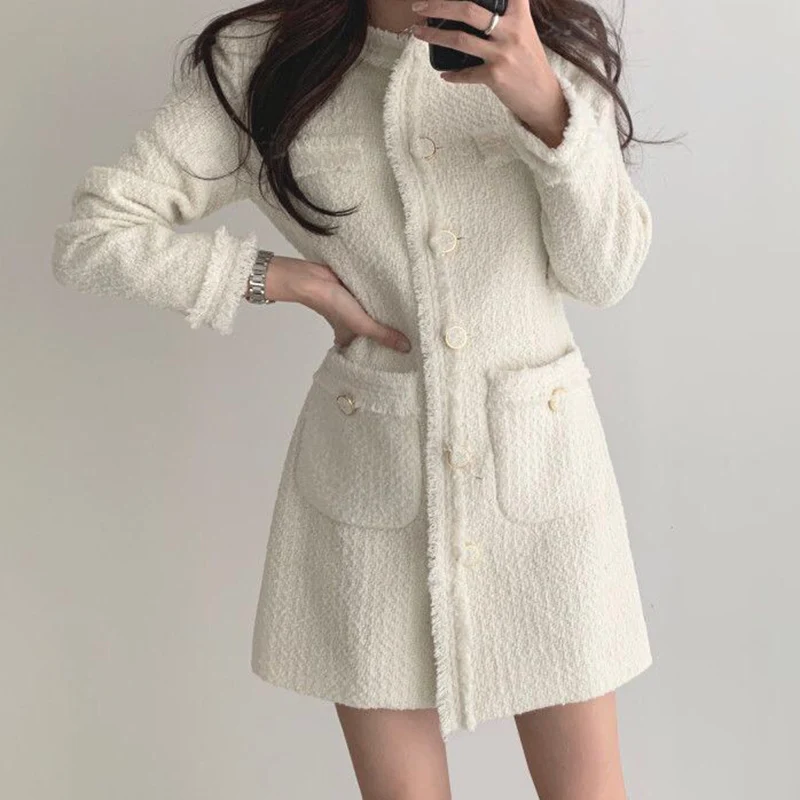 

Korean style elegant temperament round neck tweed Dress with fringed side single-breasted waist long-sleeved retro dress Women