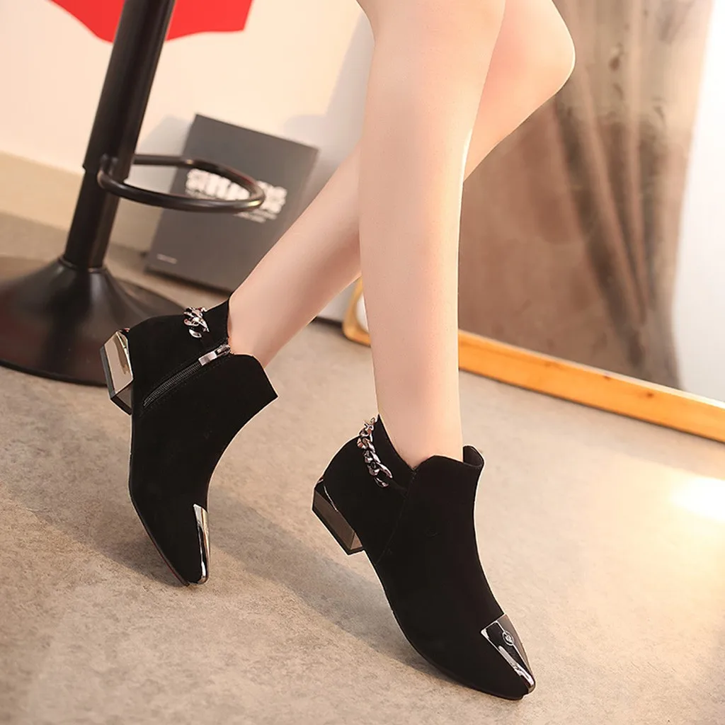 Ботинки женские модные ботильоны с острым носком и металлическим украшением
