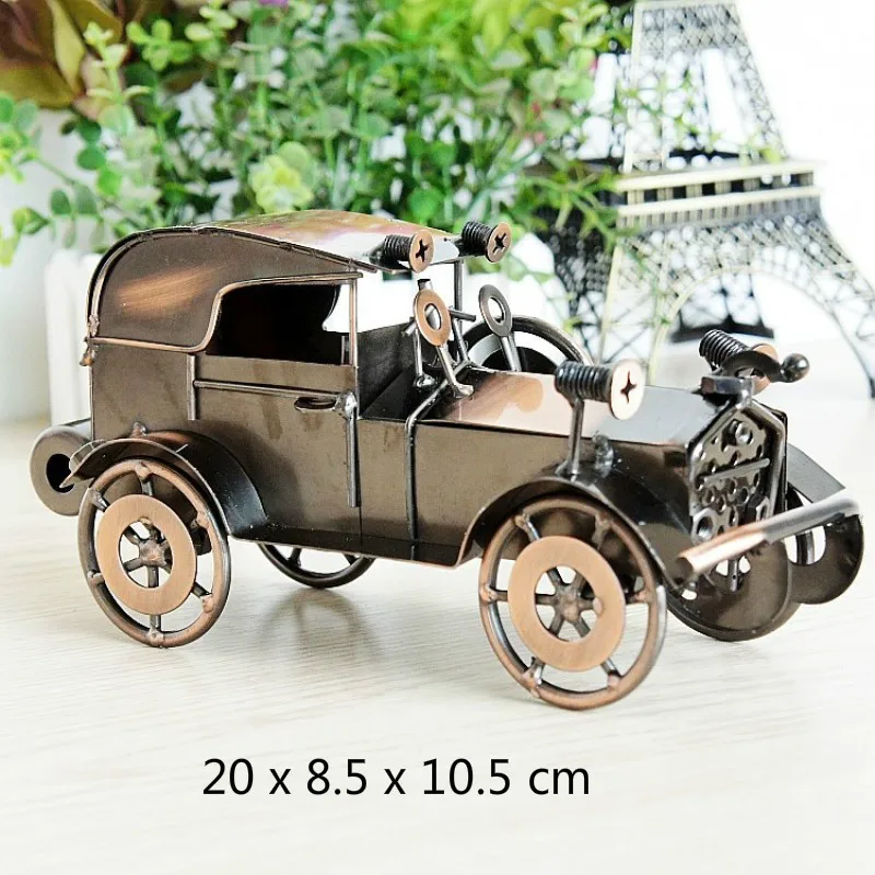 

Antique Most Original Car Model Props Desk decoration Metal Crafts First Classic Car Model Two -Color Mixed Hair