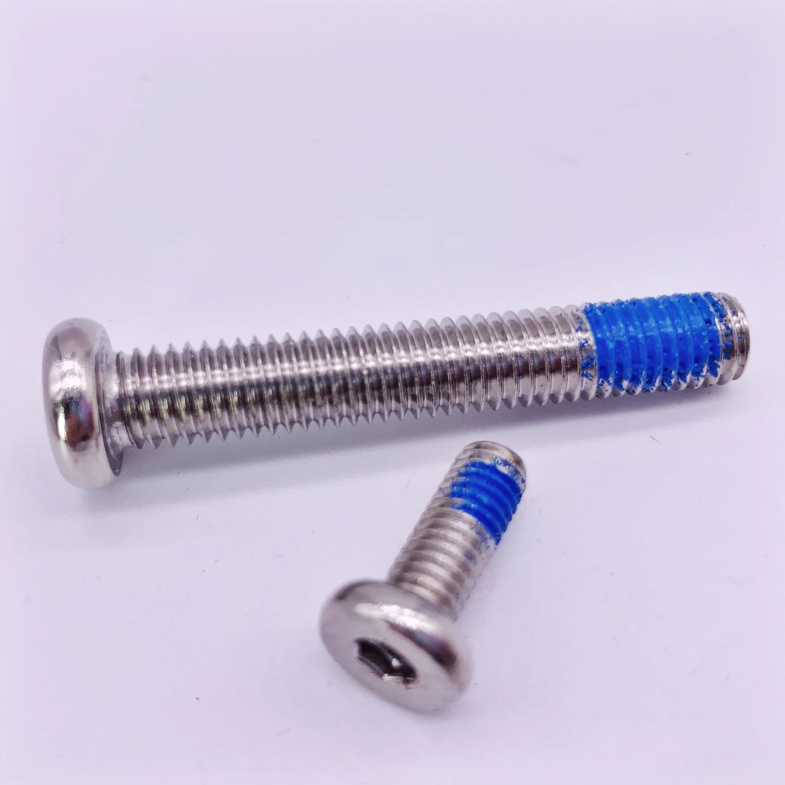 Wkooa M6 M8 Мебельные винты Соединительные болты Нейлоковое гнездо Шестигранный