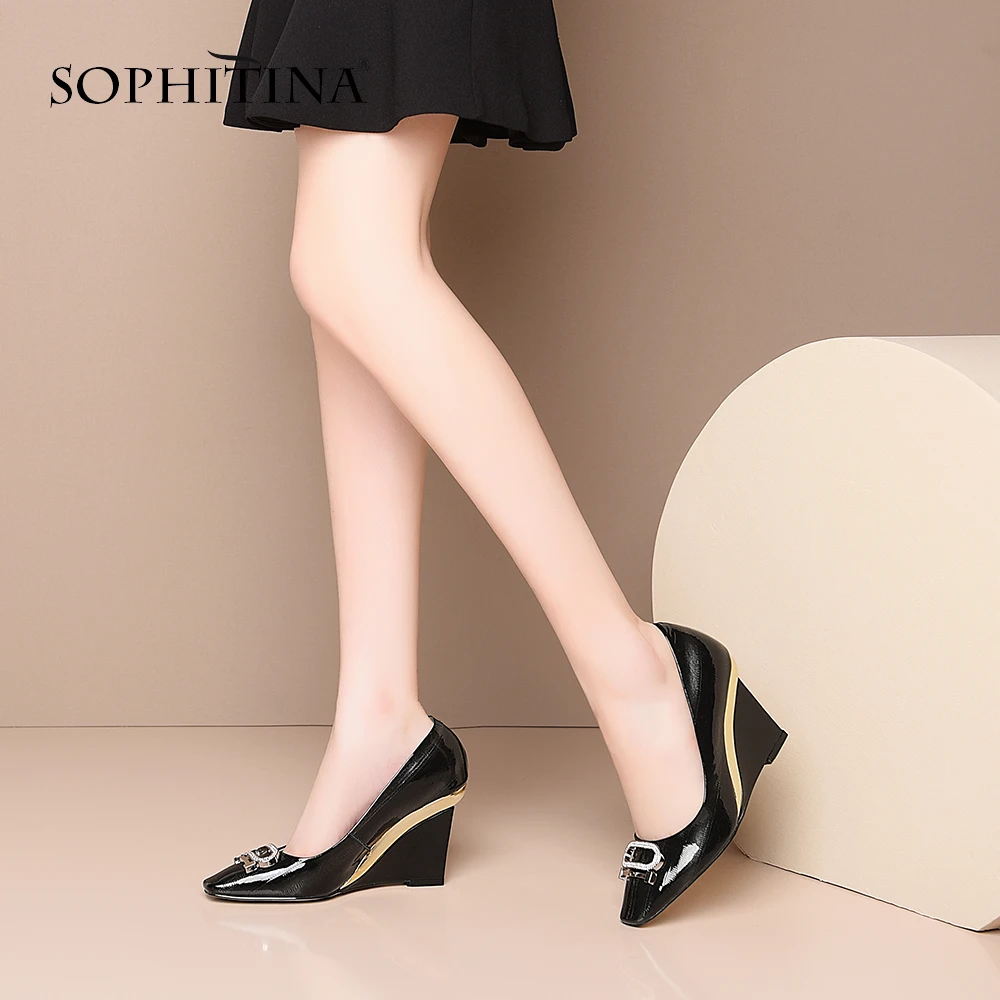 Женские офисные туфли лодочки SOPHITINA элегантные на танкетке с геометрическим