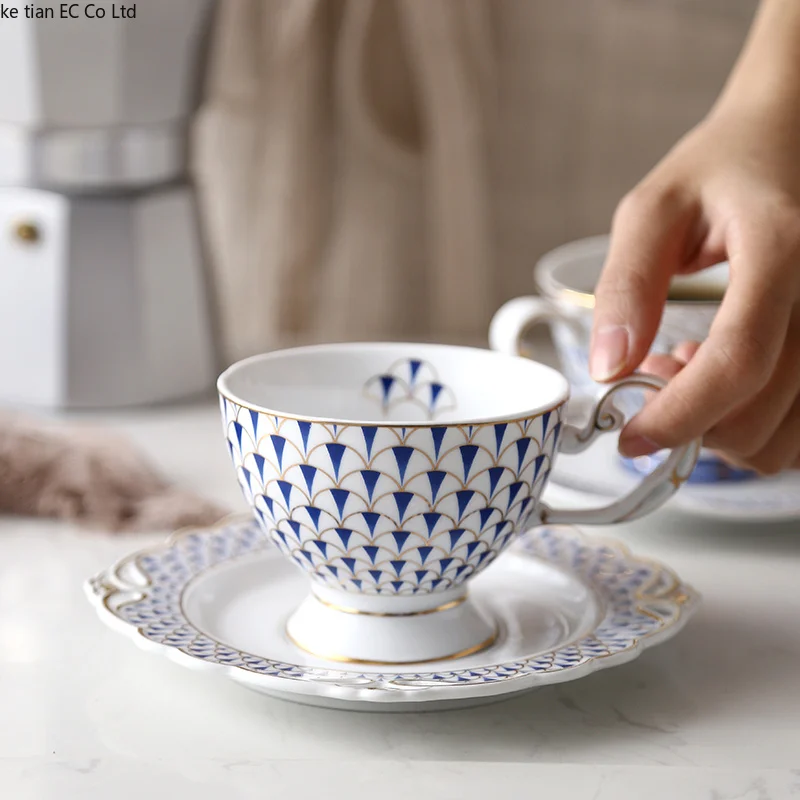 Североевропейская керамическая кофейная чашка из Пномпеня английский